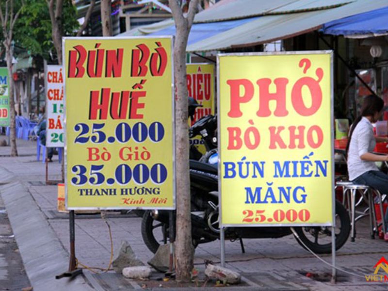 Khi lựa chọn bảng hiệu đèn hộp đứng cần lư ý đến mục đích và vị trí lắp đặt