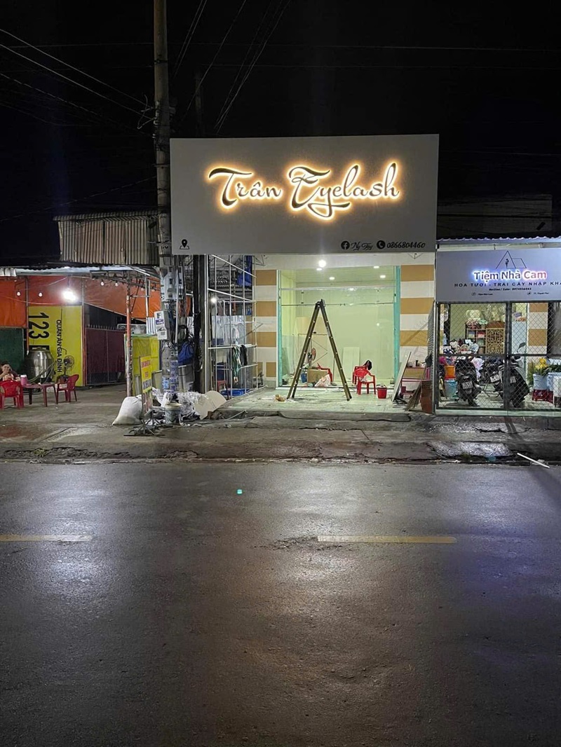 chữ nổi mica led