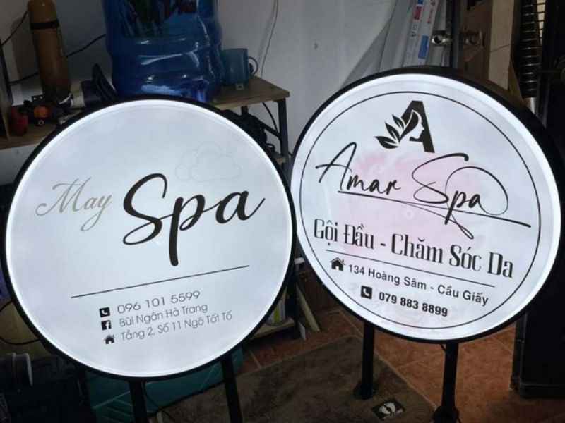 Các mẫu biển vẫy minimalis tạo ra sự thanh thoát, dễ chịu và cực kỳ tinh tế